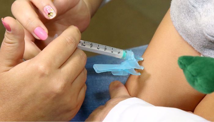  Com 1,2 milhão de doses aplicadas, Paraná reforça chamada para vacinação contra gripe 